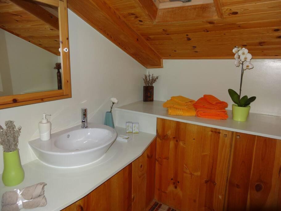 Charm And Fantastic View In A Fully Equipped Home In Center Lisboa Екстериор снимка