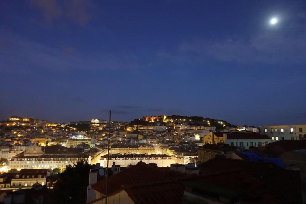 Charm And Fantastic View In A Fully Equipped Home In Center Lisboa Екстериор снимка